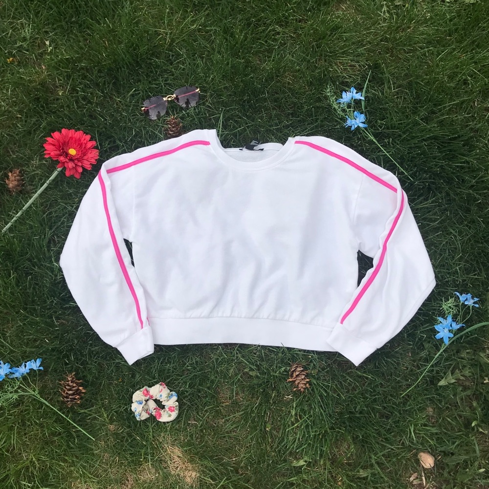 Forever21 White Long Sleeve Crew Neck Shirt